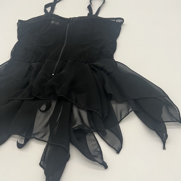 Dulce Caliente Black Lace-Up Corset Peplum Top – M – Gothic Fairycore - Picture 10 of 13